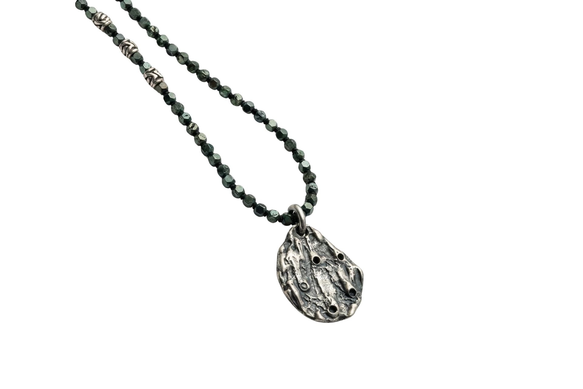 Hematit Taşlı Gümüş Kolye